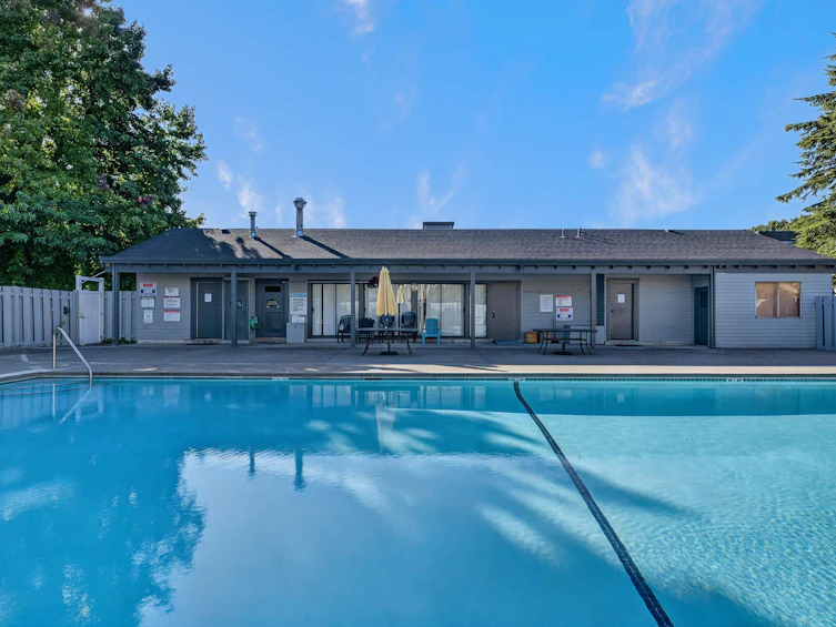 119-3451 Springfield Drive, Richmond, BC, V7E 1Z2 - 37