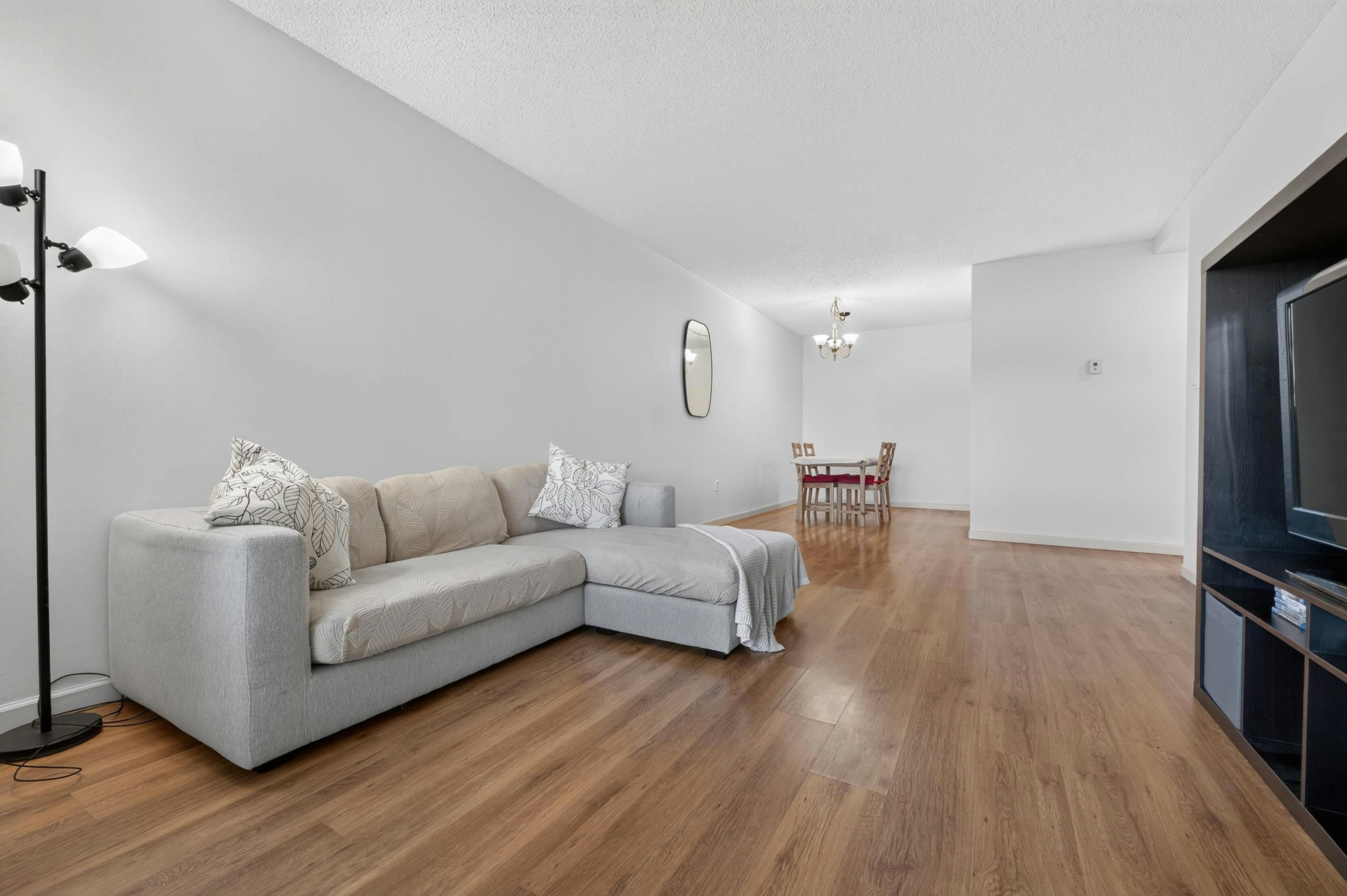 119-3451 Springfield Drive, Richmond, BC, V7E 1Z2 - 6