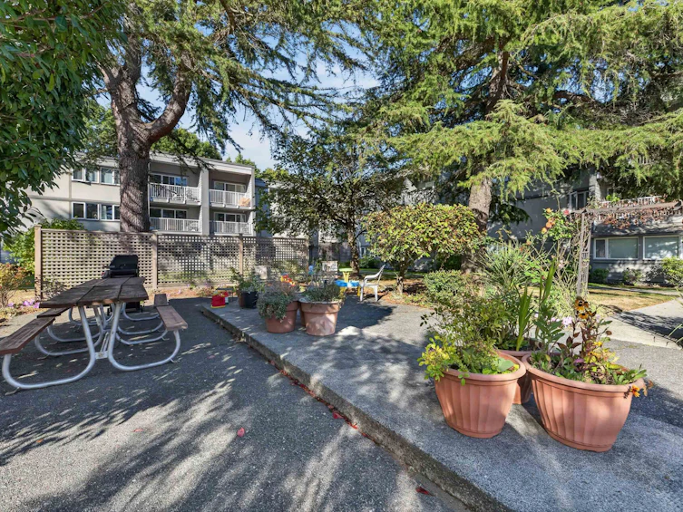 119-3451 Springfield Drive, Richmond, BC, V7E 1Z2 - 35