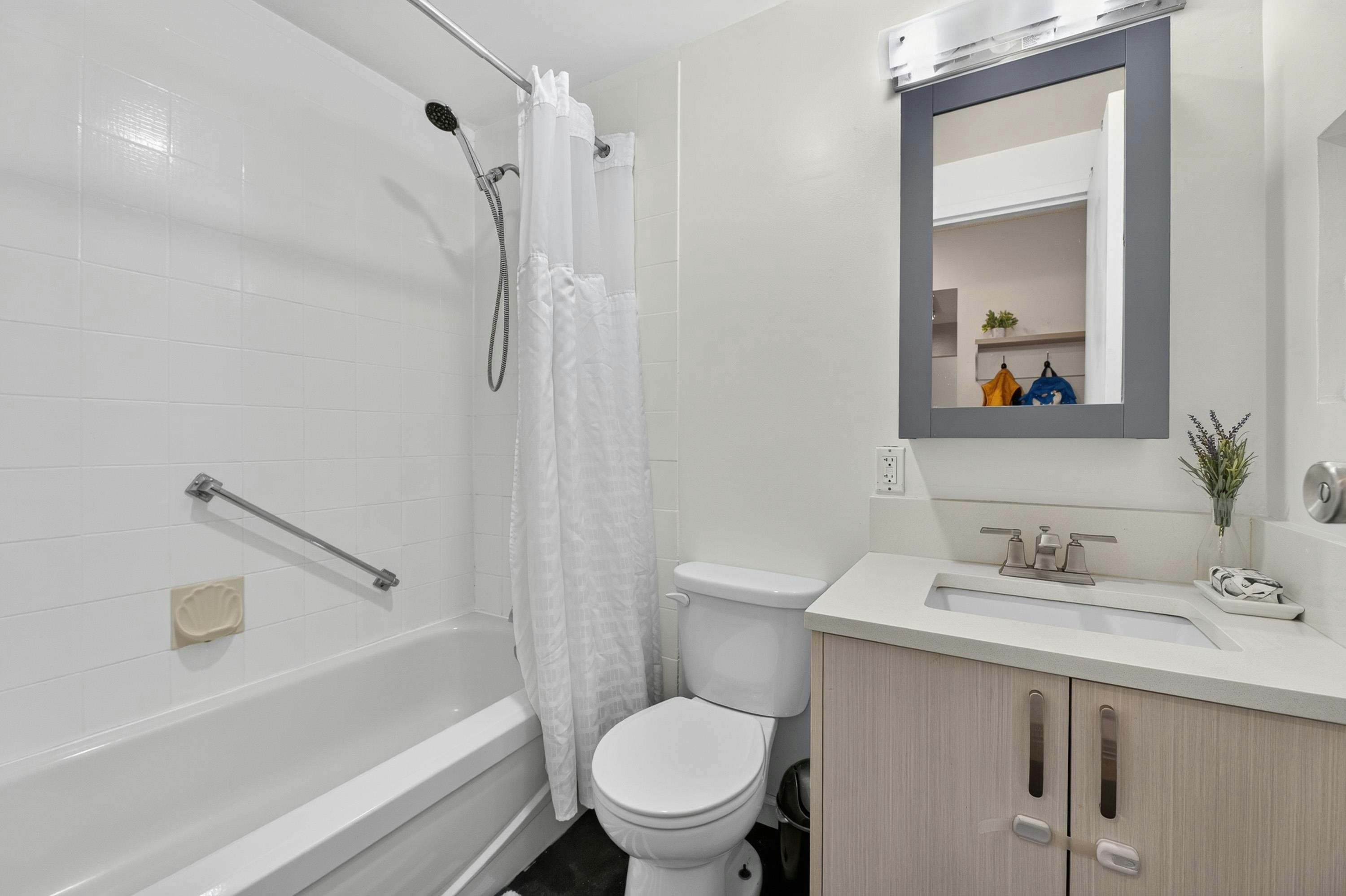 119-3451 Springfield Drive, Richmond, BC, V7E 1Z2 - 22