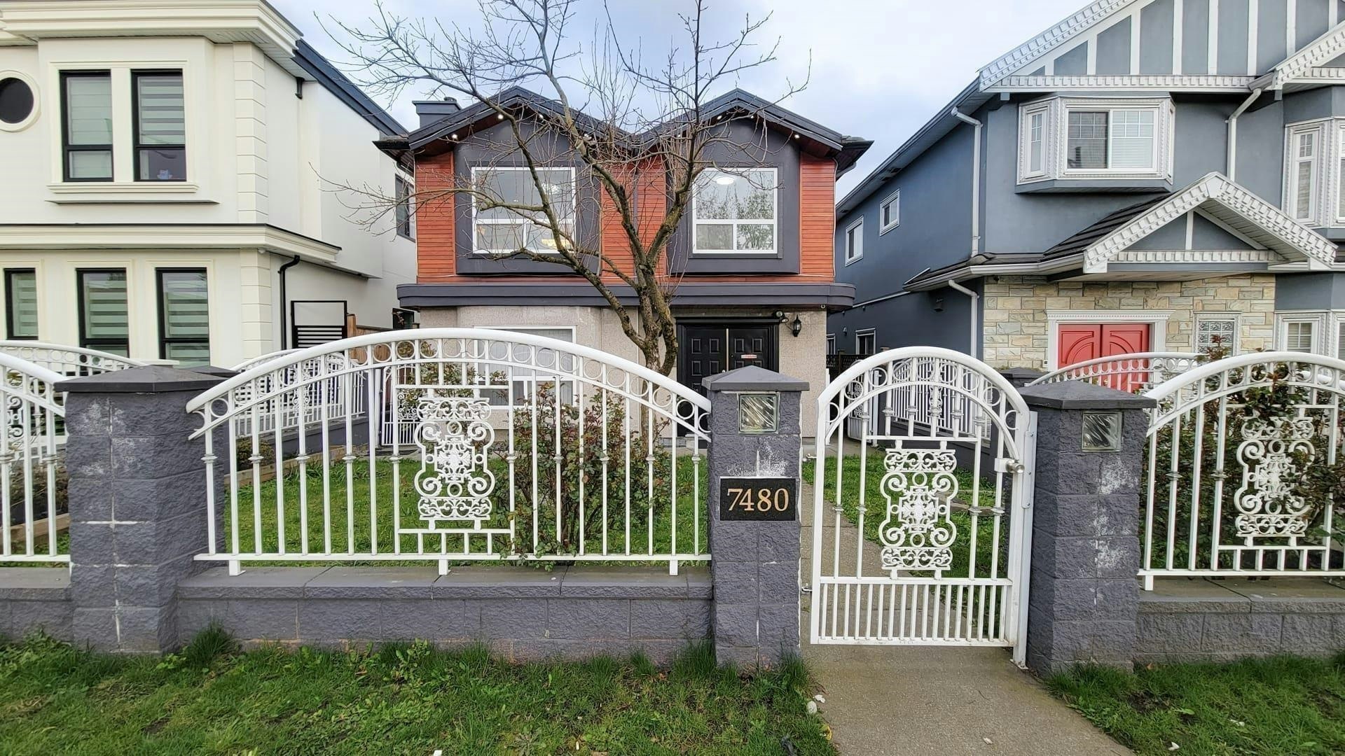 7480 Main Street, Vancouver, BC, V5X 3J8