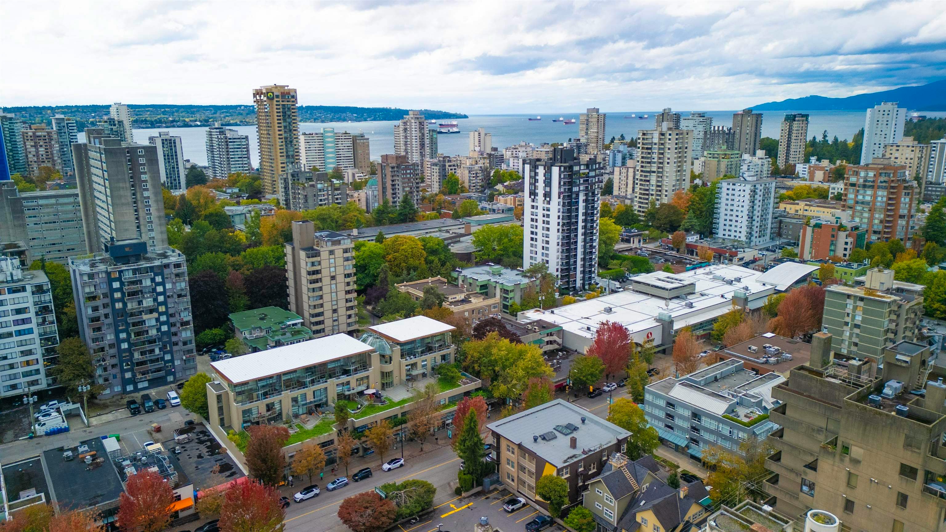 202-1688 Robson Street, Vancouver, BC, V6G 1C7 - 25