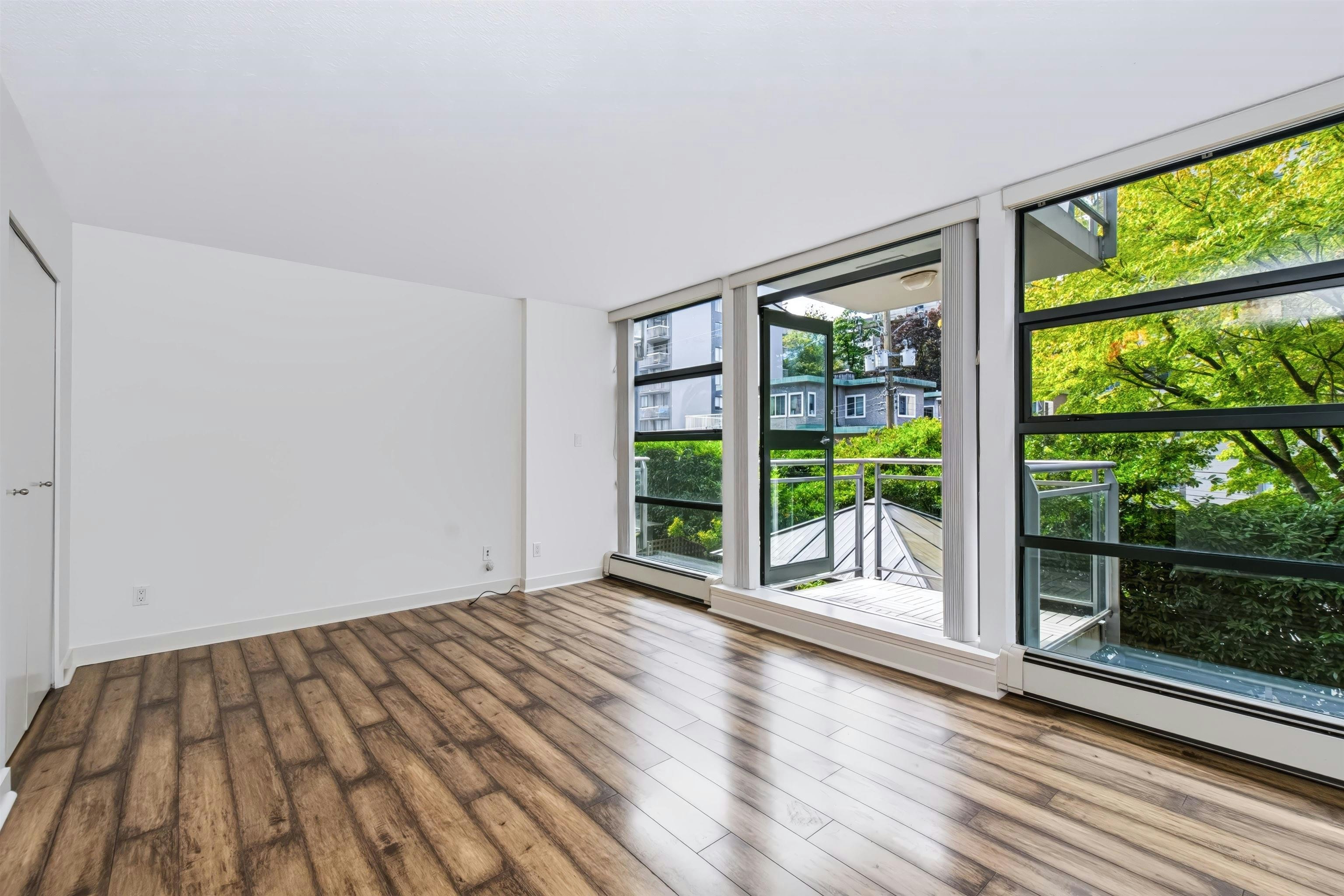 202-1688 Robson Street, Vancouver, BC, V6G 1C7 - 6