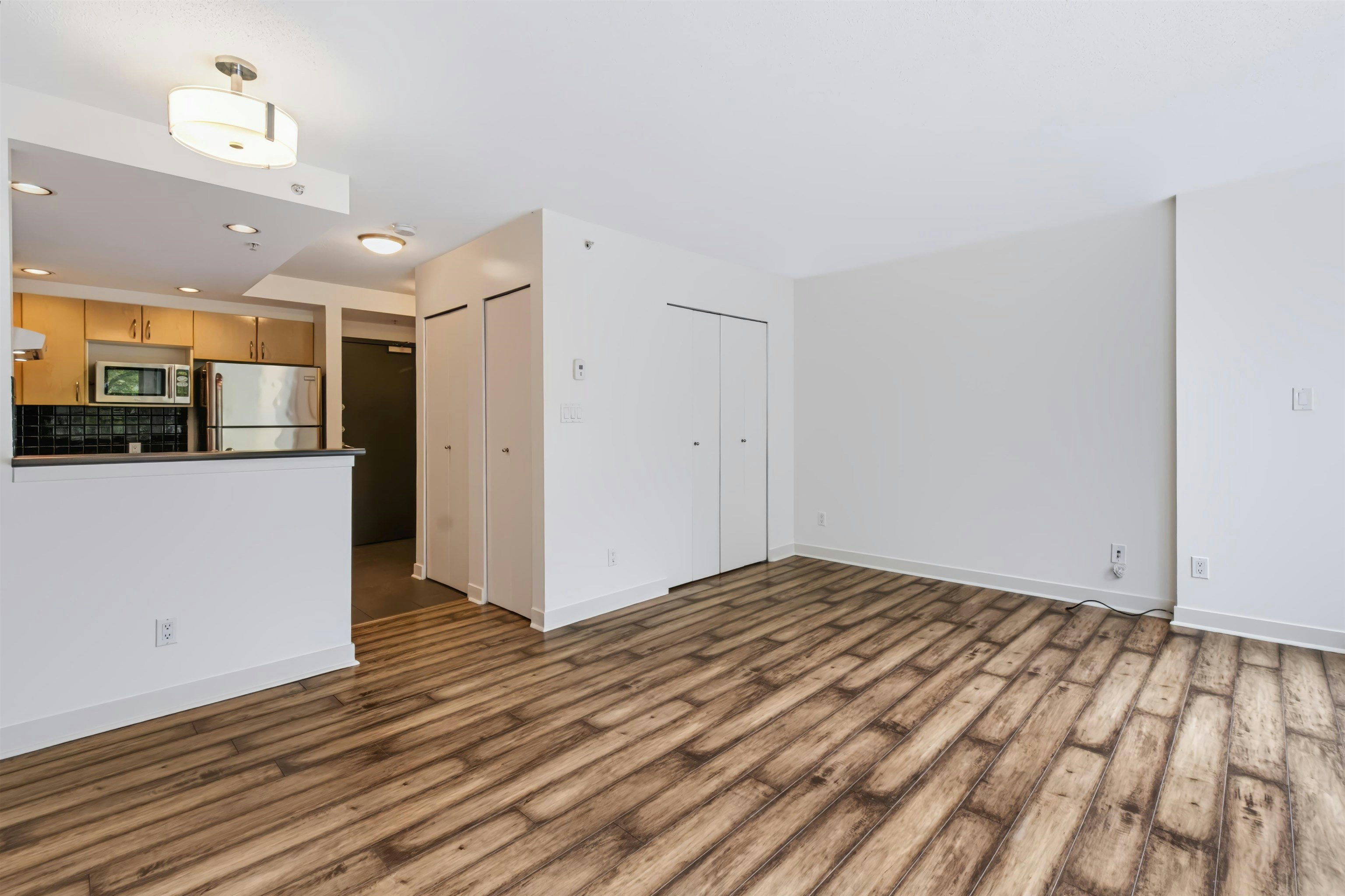 202-1688 Robson Street, Vancouver, BC, V6G 1C7 - 8
