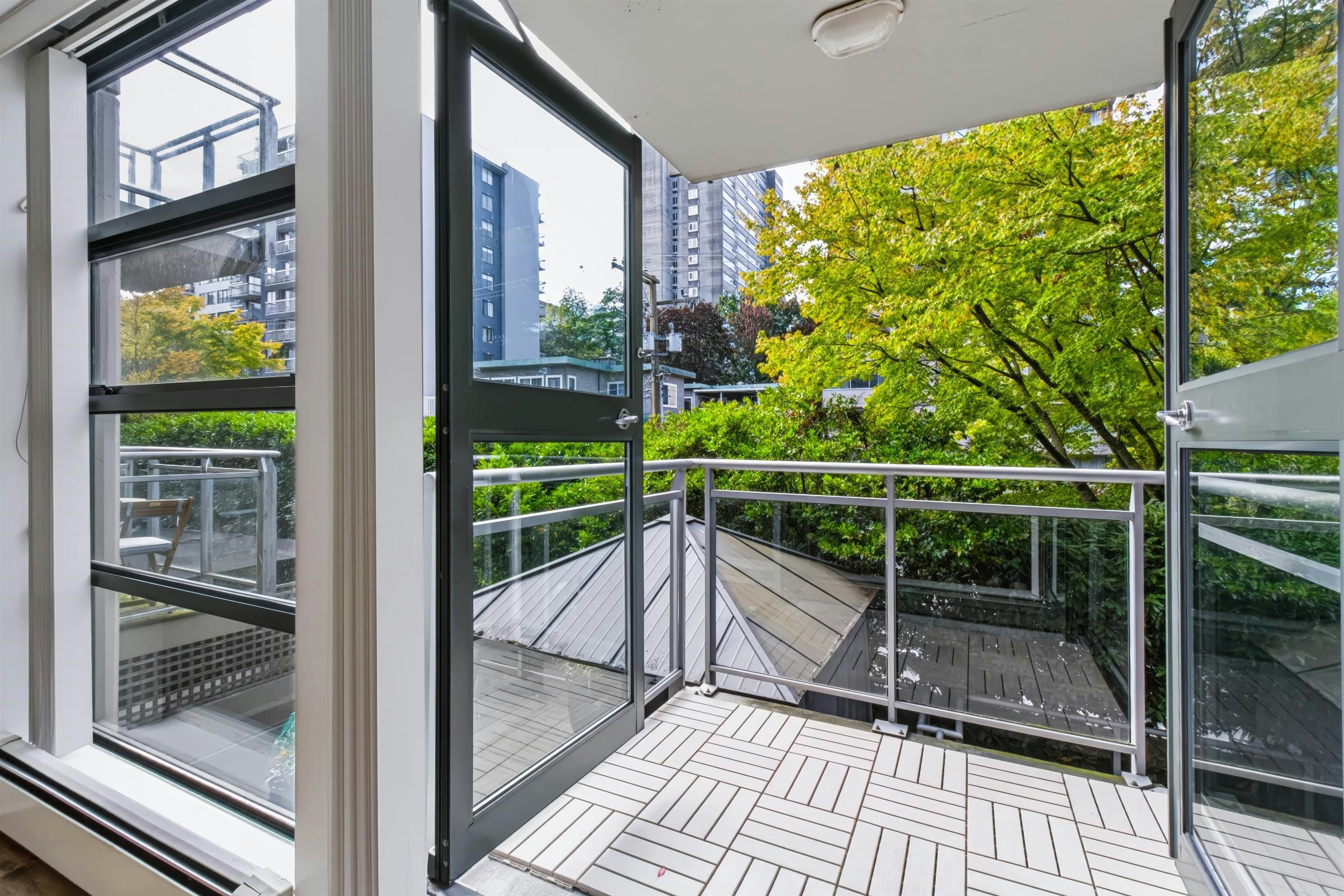 202-1688 Robson Street, Vancouver, BC, V6G 1C7 - 7