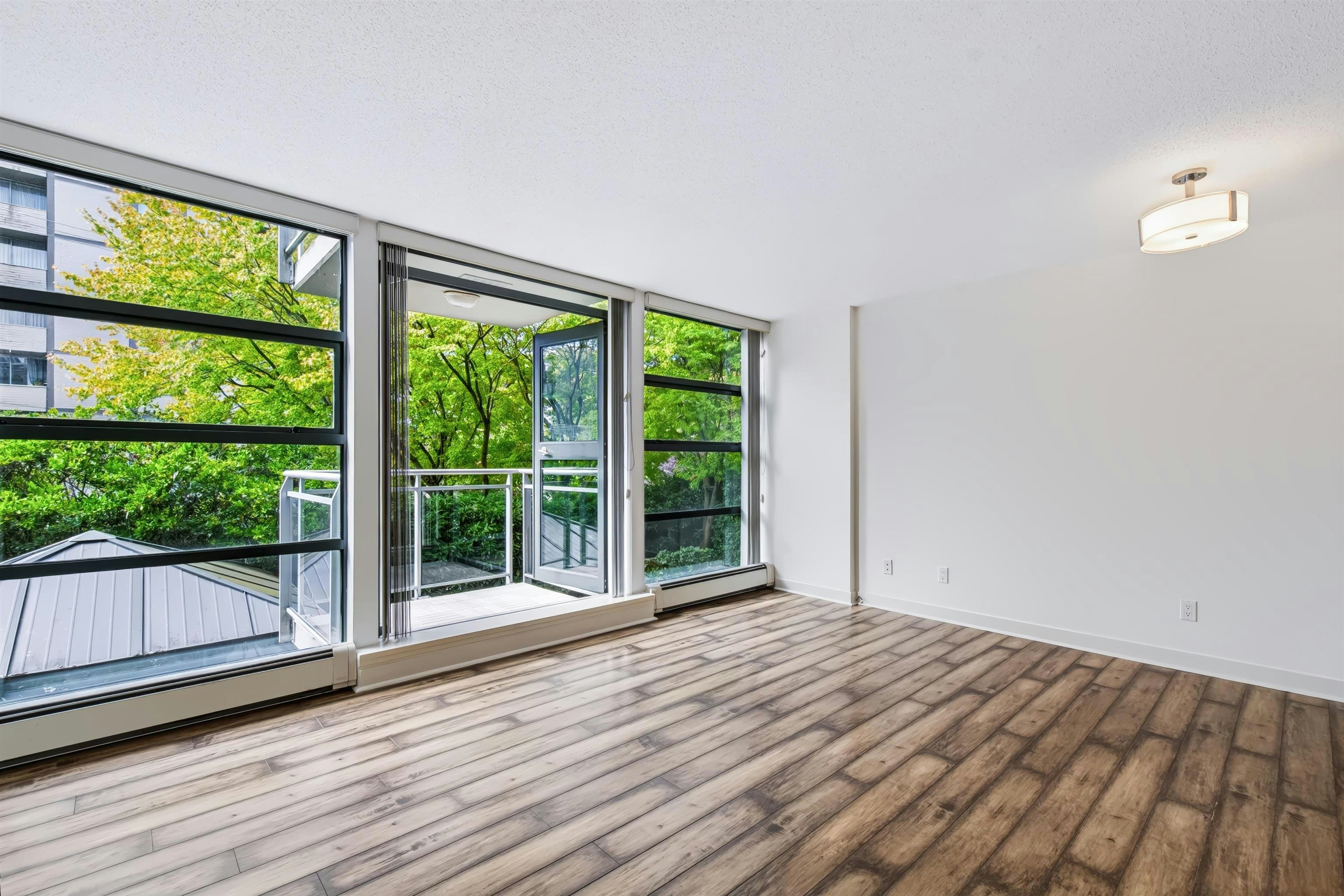 202-1688 Robson Street, Vancouver, BC, V6G 1C7 - 12