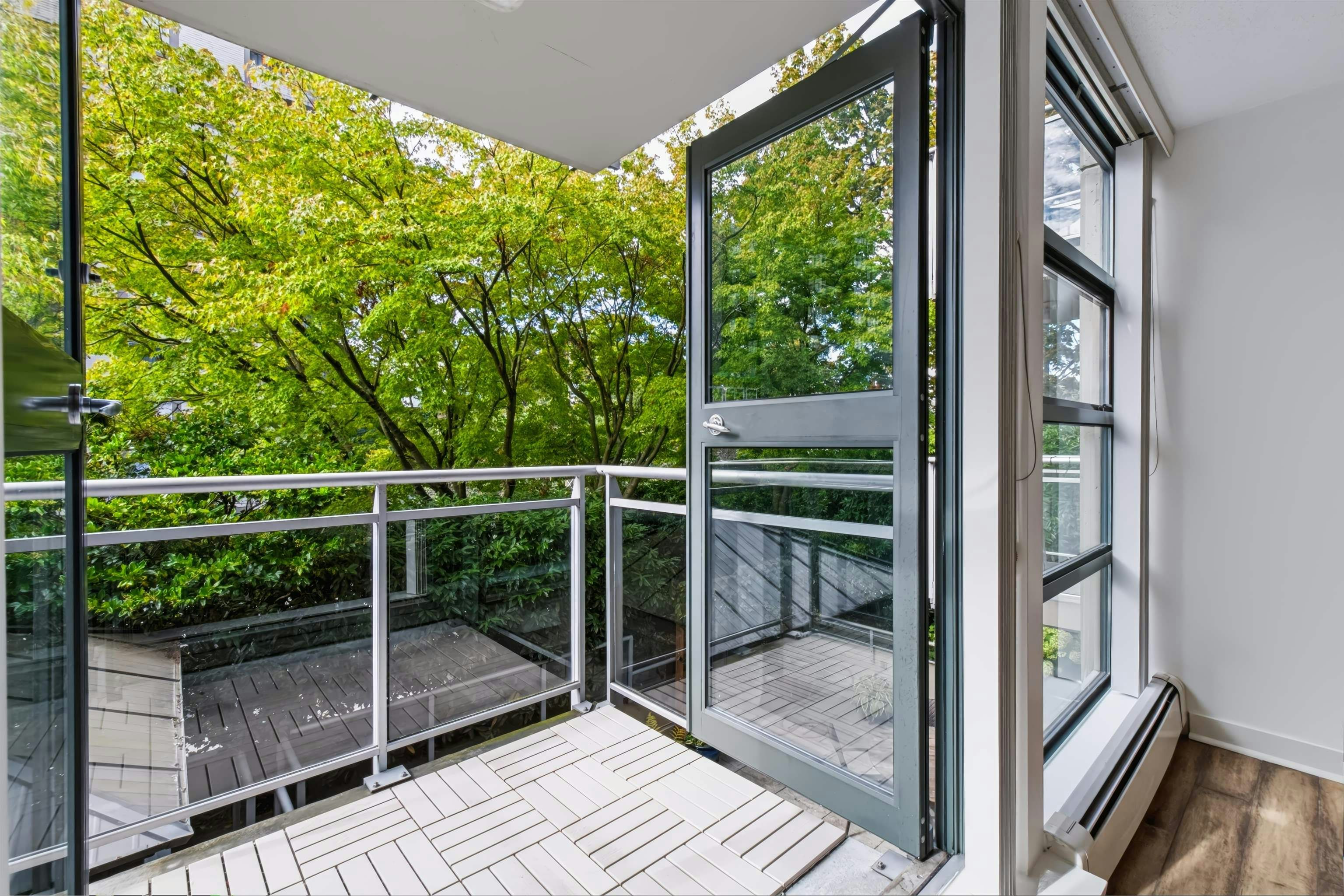 202-1688 Robson Street, Vancouver, BC, V6G 1C7 - 13