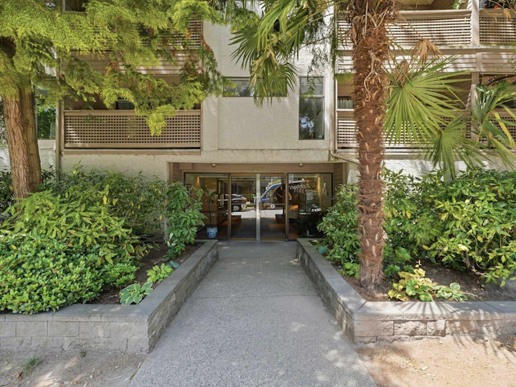 106-423 Agnes Street, New Westminster, BC, V3L 1G2 - 2