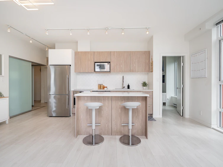 601-691 North Road, Burnaby, BC, V3J 0H9 - 5