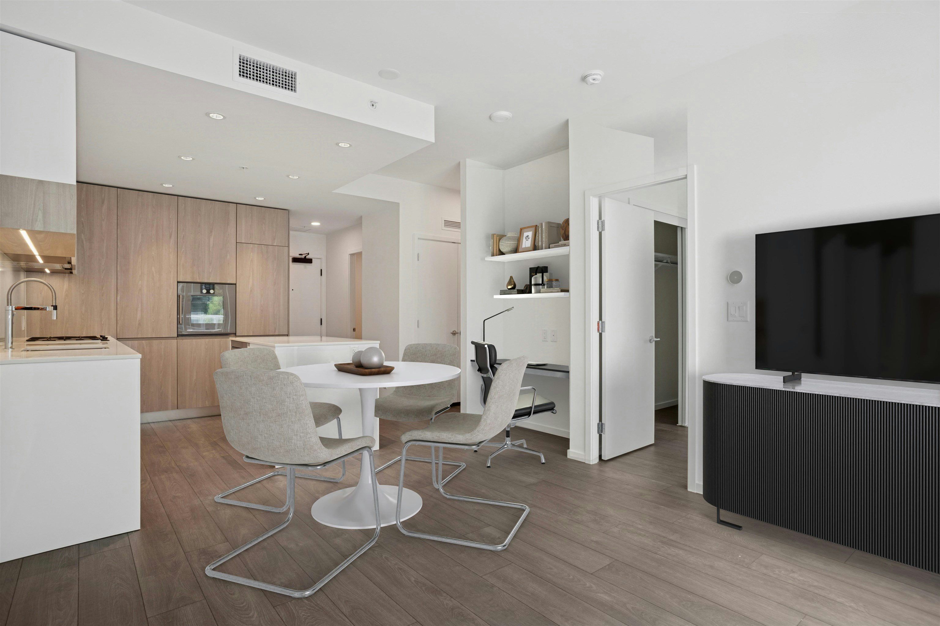 444-6500 Minoru Boulevard - 3