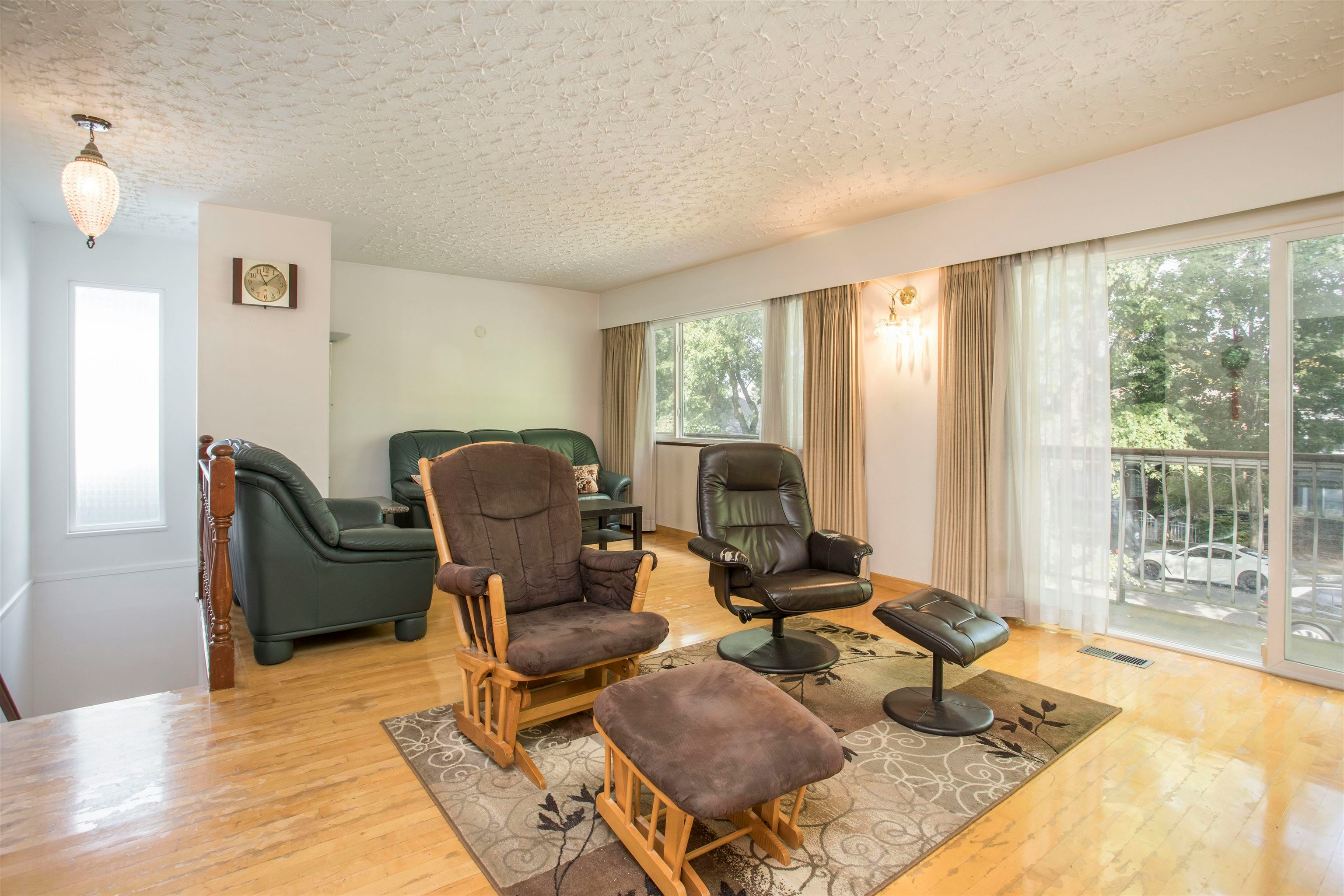 950 E 38th Avenue, Vancouver, BC, V5W 1J3 - 5