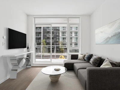 548-6500 Minoru Boulevard - 3
