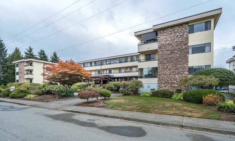 #308-20460 54 Avenue