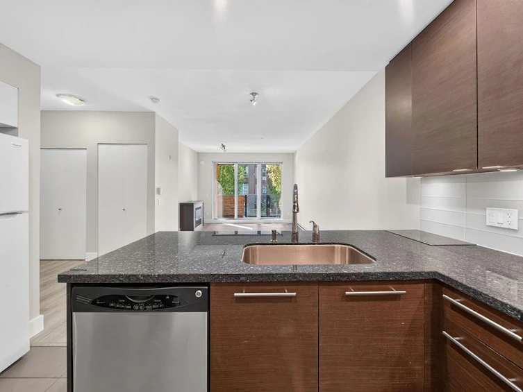 208-3478 Wesbrook Mall, Vancouver, BC, V6S 0B6 - 6
