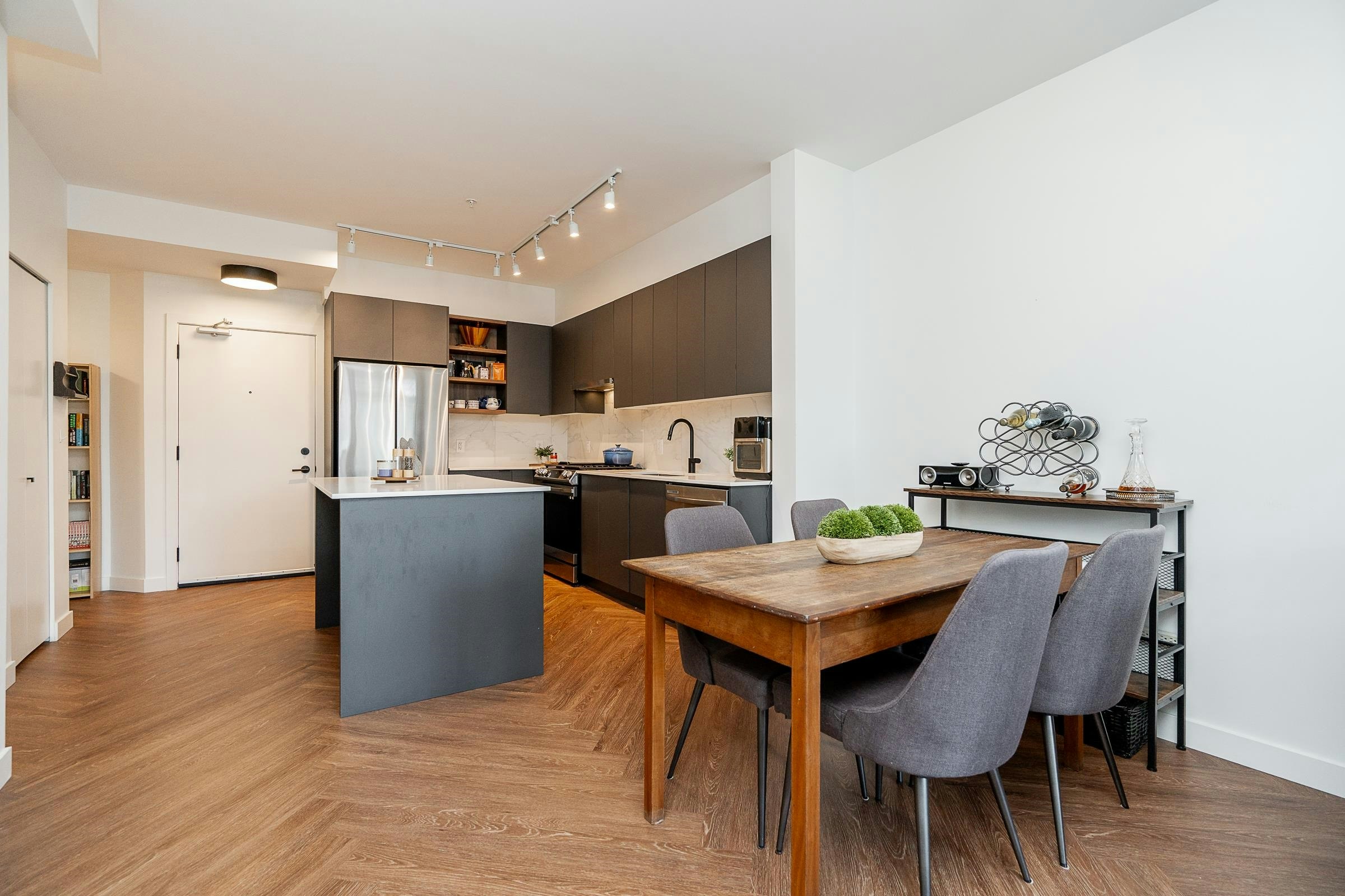 213-3229 St Johns Street, Port Moody, BC, V3H 0M4 - 12
