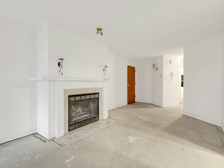101-13858 102 Avenue, Surrey, BC, V3T 1P1 - 13