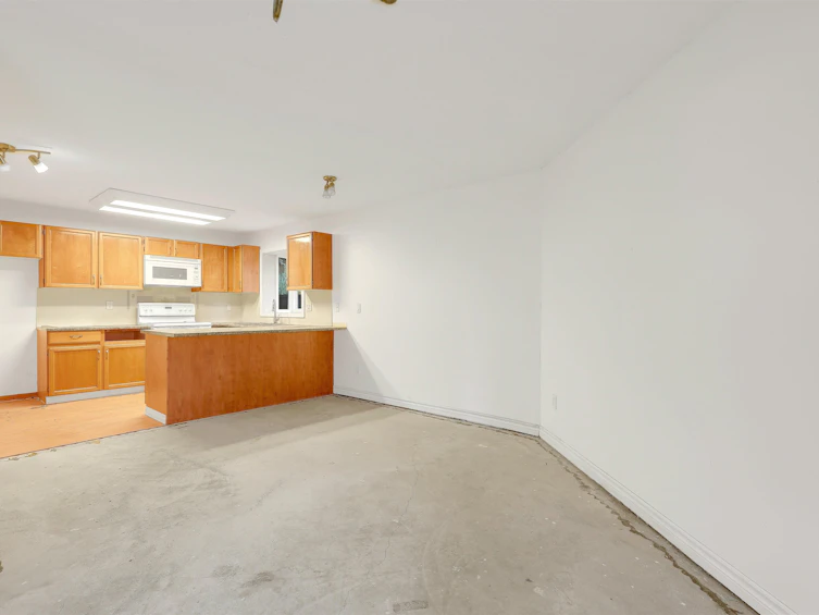 101-13858 102 Avenue, Surrey, BC, V3T 1P1 - 8