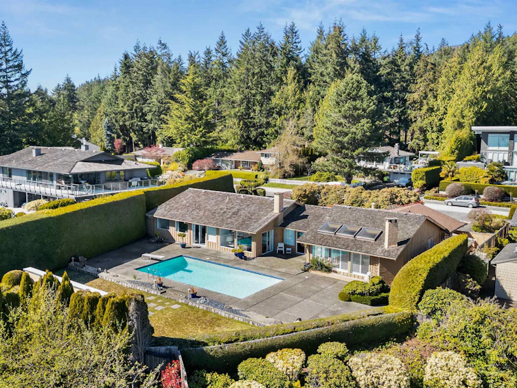 4211 Rockridge Crescent, West Vancouver, BC, V7W 1A9 - 7