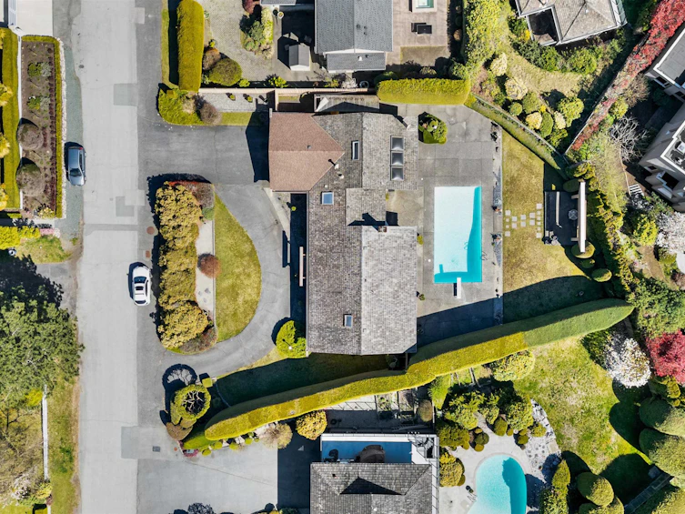 4211 Rockridge Crescent, West Vancouver, BC, V7W 1A9 - 4