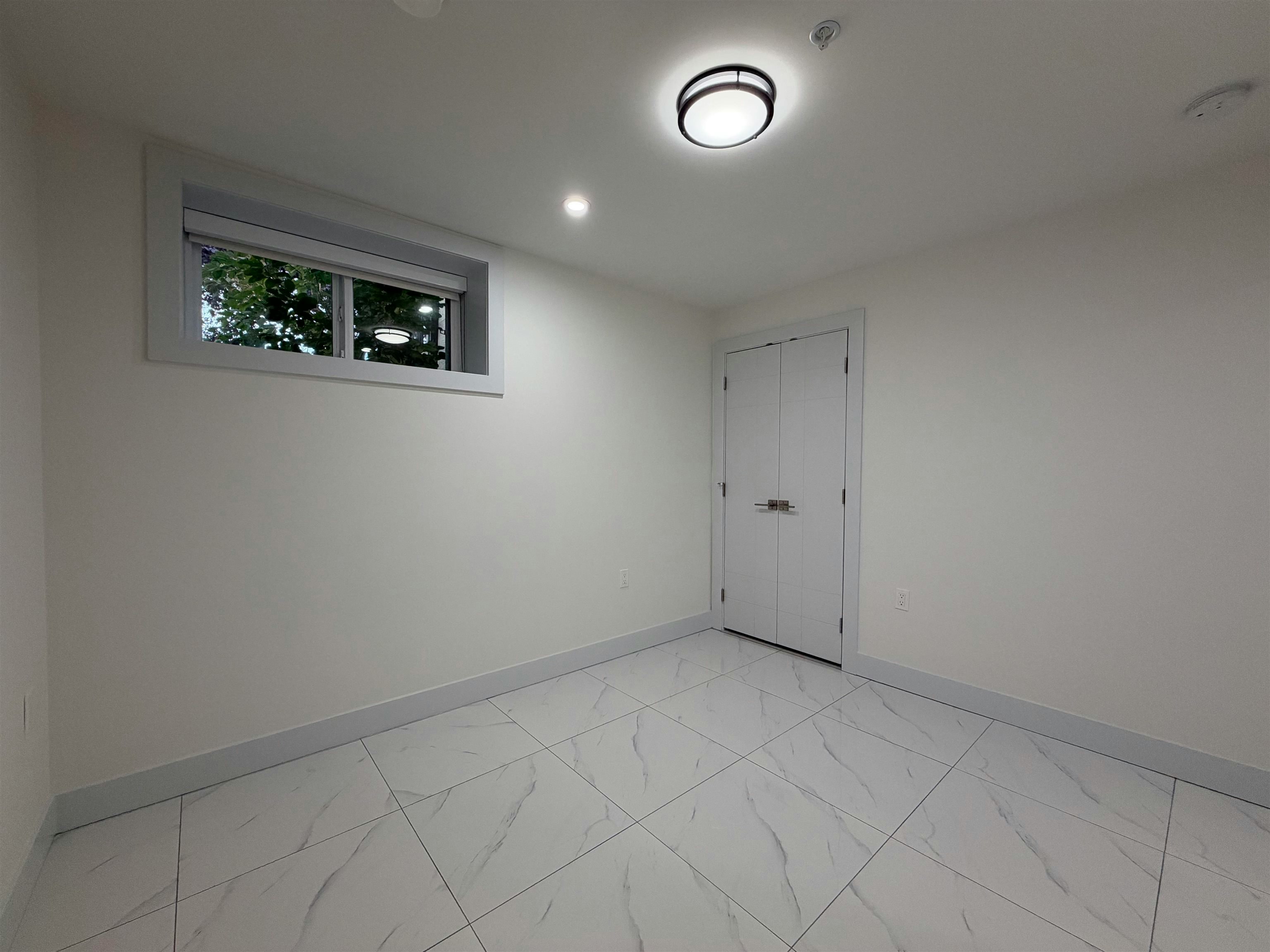 2-1052 E 50th Avenue, Vancouver, BC, V5X 1B8 - 4