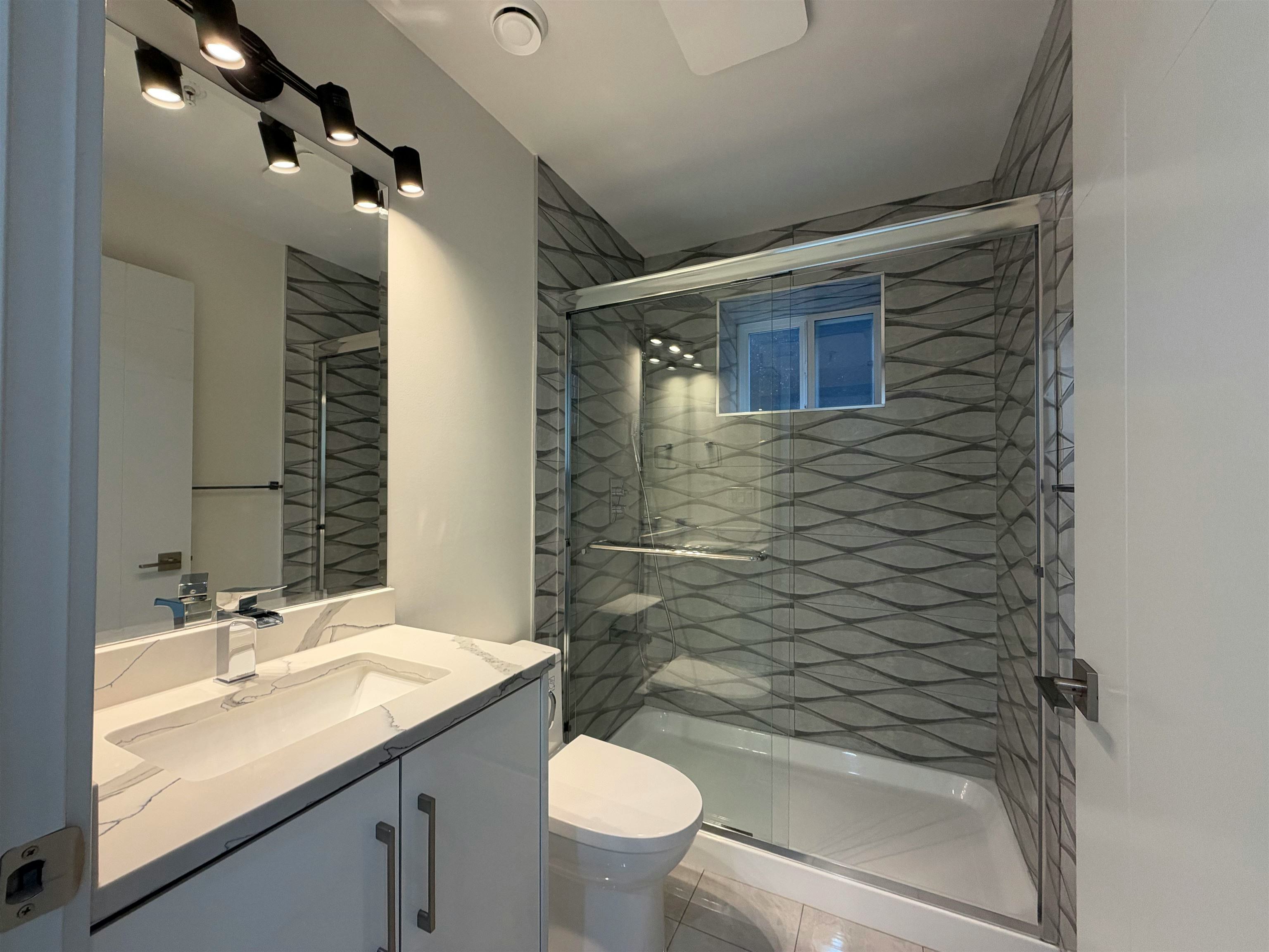 2-1052 E 50th Avenue, Vancouver, BC, V5X 1B8 - 5
