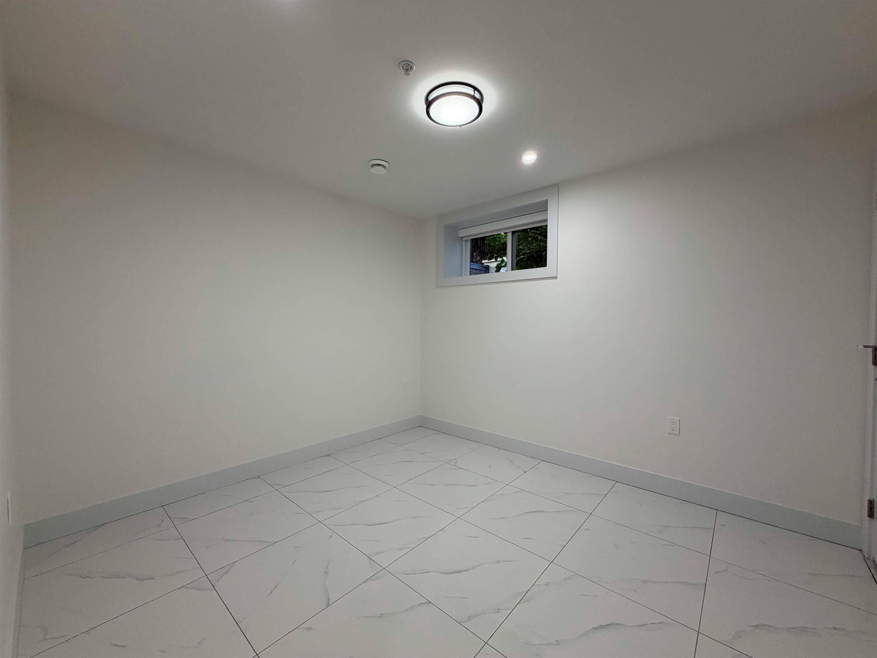 2-1052 E 50th Avenue, Vancouver, BC, V5X 1B8 - 3