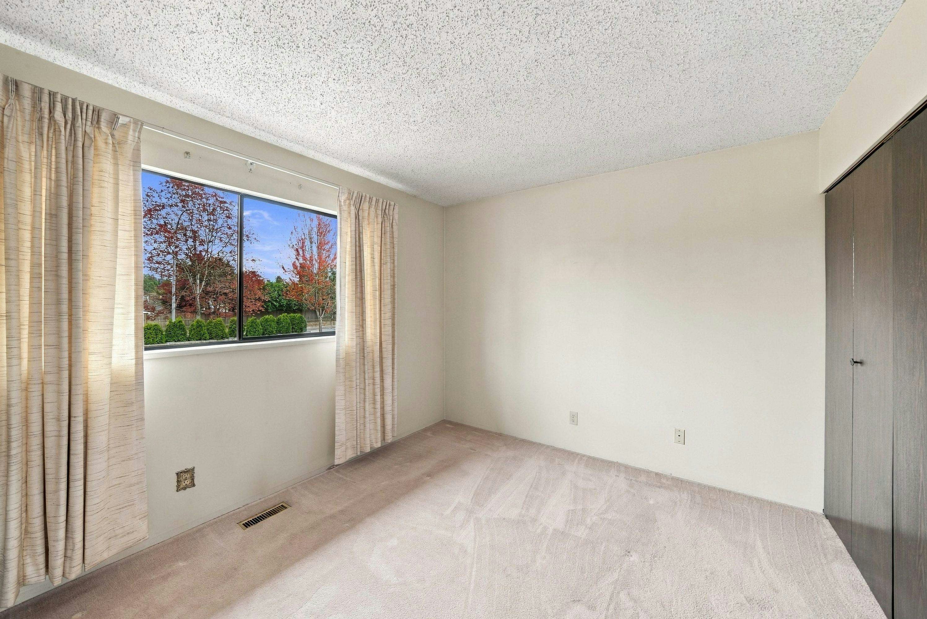 4846 207a Street, Langley, BC, V3A 6V9 - 11