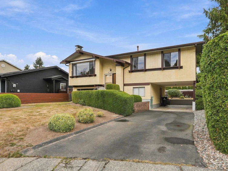 4846 207a Street, Langley, BC, V3A 6V9 - 2
