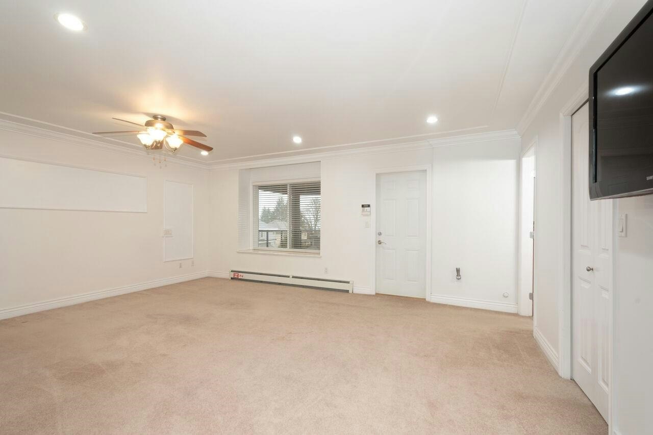 UPPER-14229 114 Avenue, Surrey, BC, V3R 1P2 - 11