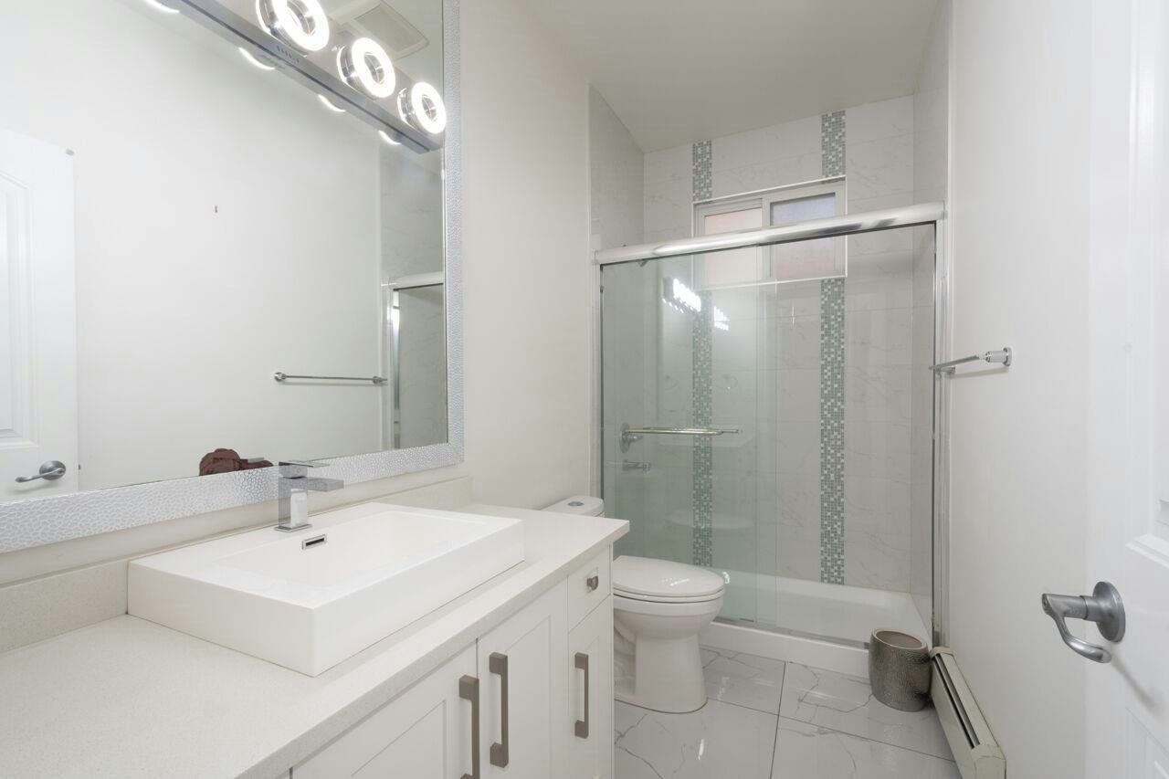 UPPER-14229 114 Avenue, Surrey, BC, V3R 1P2 - 9