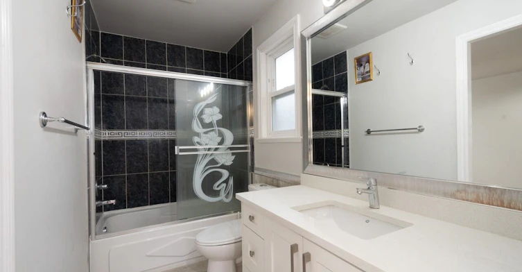 UPPER-14229 114 Avenue, Surrey, BC, V3R 1P2 - 15