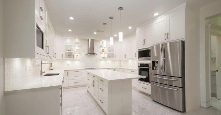 UPPER-14229 114 Avenue, Surrey, BC, V3R 1P2 - 4
