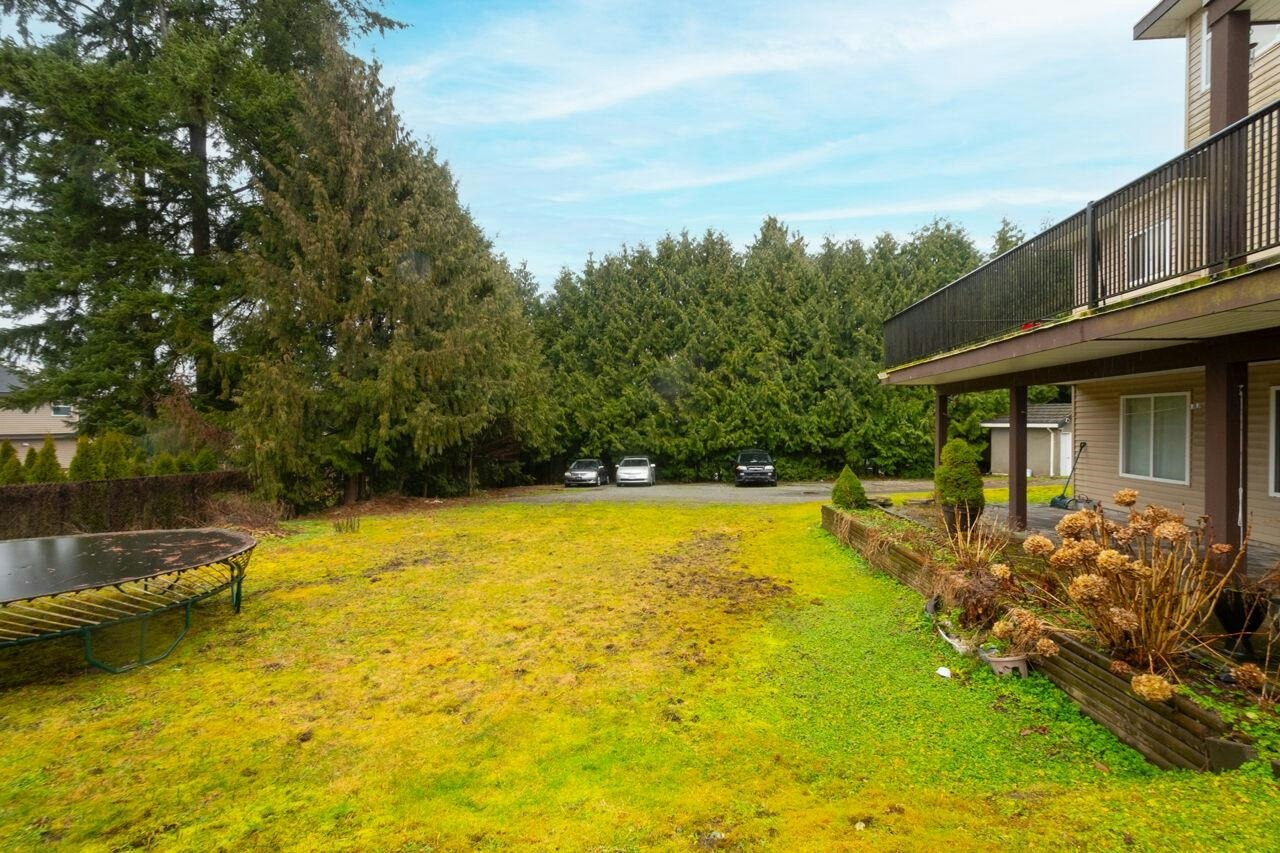 UPPER-14229 114 Avenue, Surrey, BC, V3R 1P2 - 20