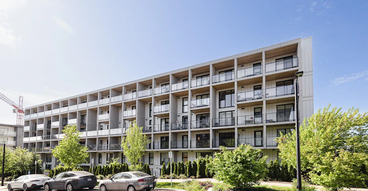 5F-9888 University Crescent, Burnaby, BC, V5A 0G4 - 3