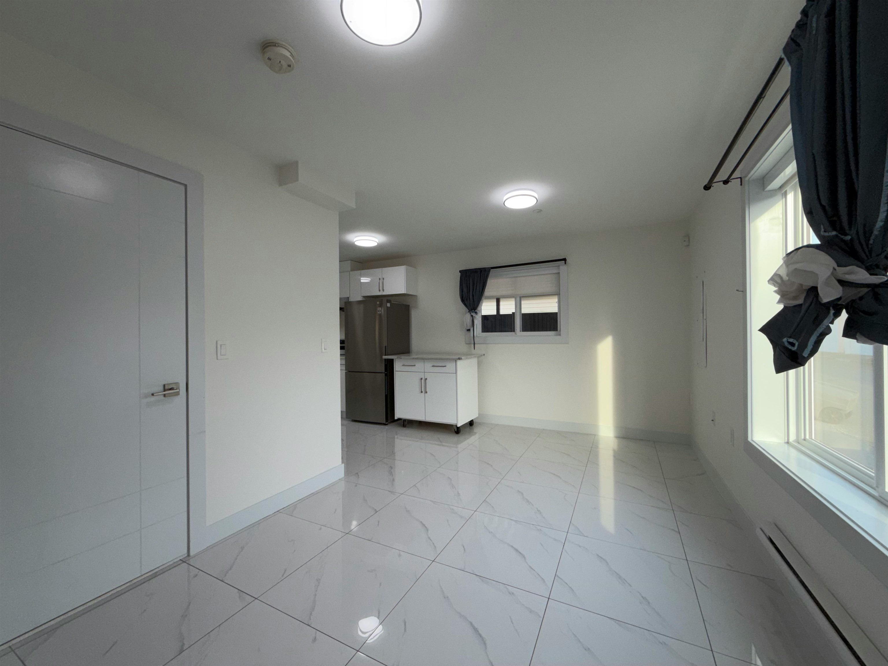 3-1052 E 50th Avenue, Vancouver, BC, V5X 1B8