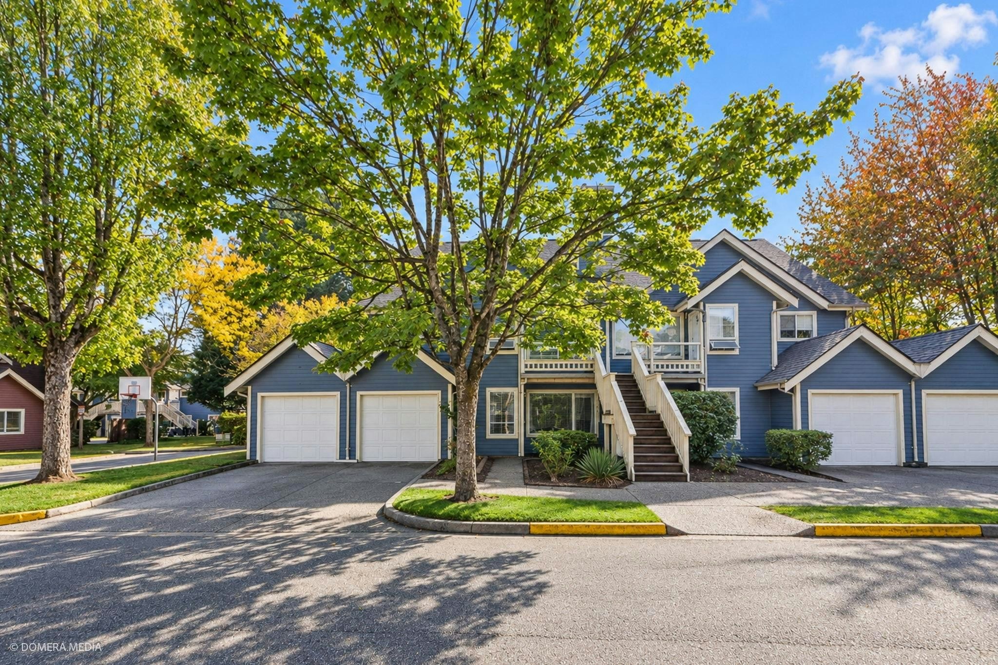215-7838 120a Street, Surrey, BC, V3W 5B6