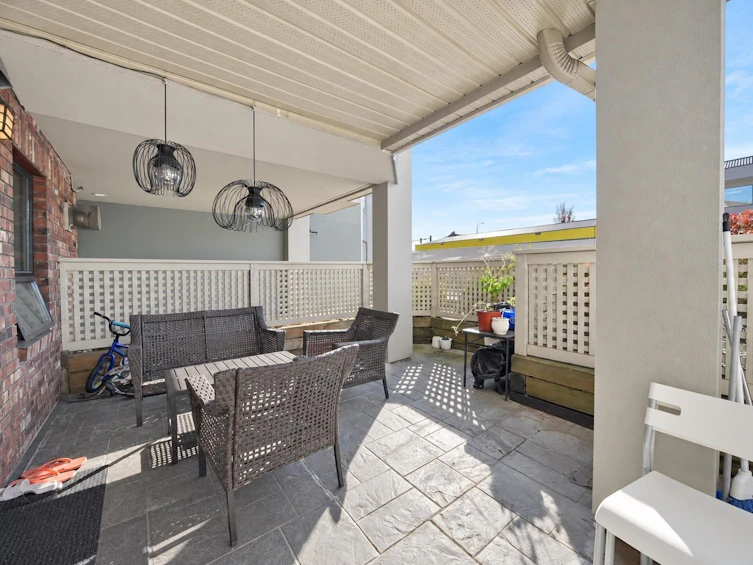 107-15241 18 Avenue, Surrey, BC, V4A 1W9 - 15