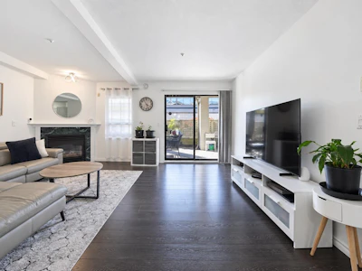 107-15241 18 Avenue - 4