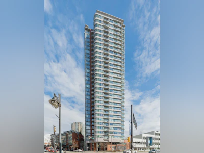 3505-688 Abbott Street - 2