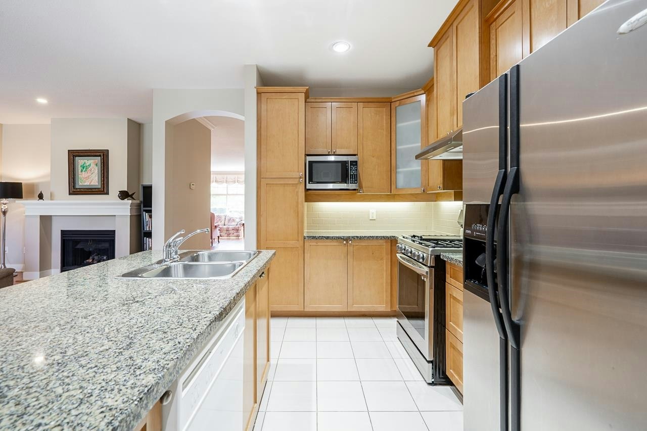3-15425 Rosemary Heights Crescent, Surrey, BC, V3Z 0S7 - 6