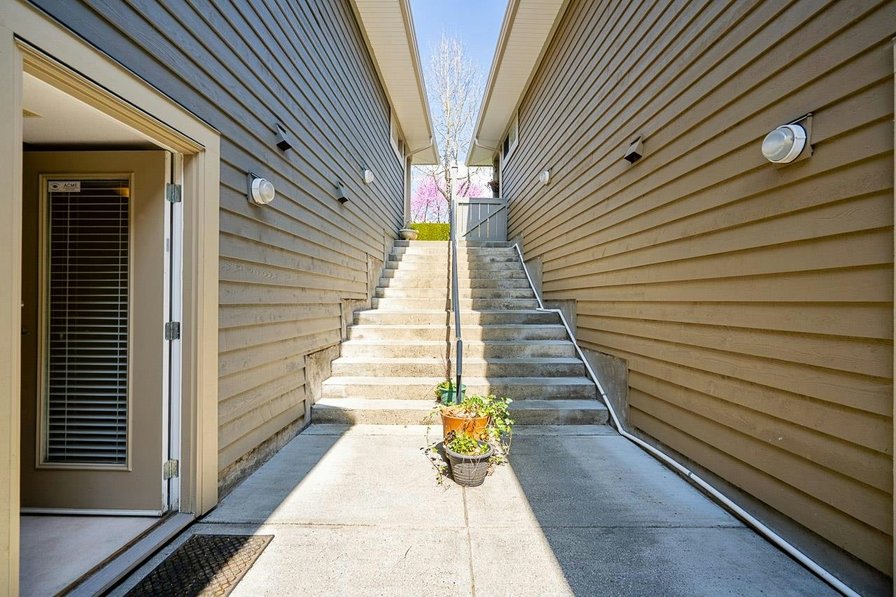 3-15425 Rosemary Heights Crescent, Surrey, BC, V3Z 0S7 - 24