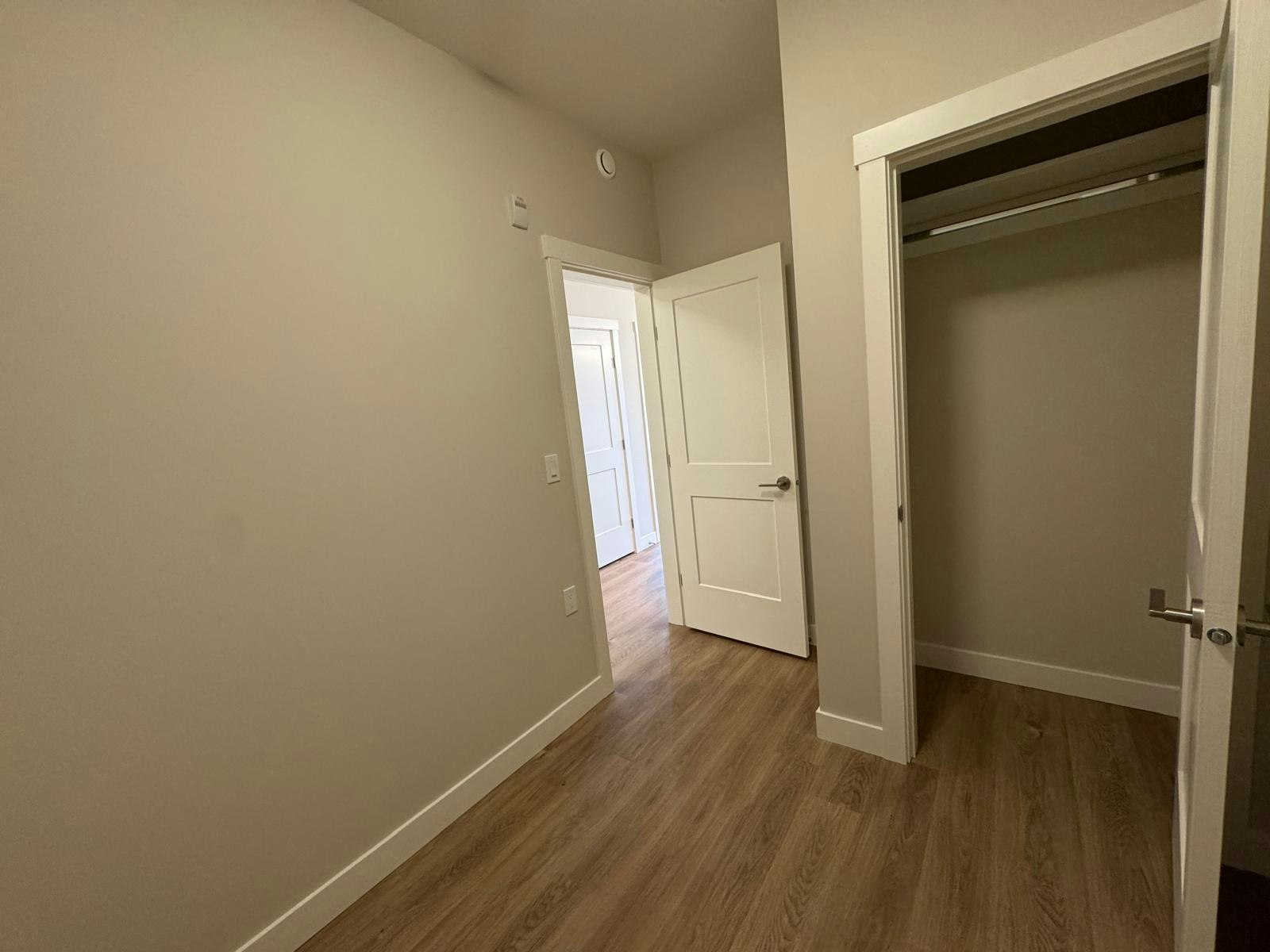 A3xx-8233 20b Street, Abbotsford, BC, V2Y 4M7 - 9