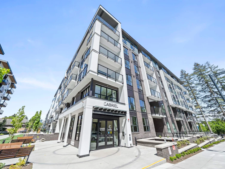 220-13455 94a Avenue, Surrey, BC, V3V 0H3