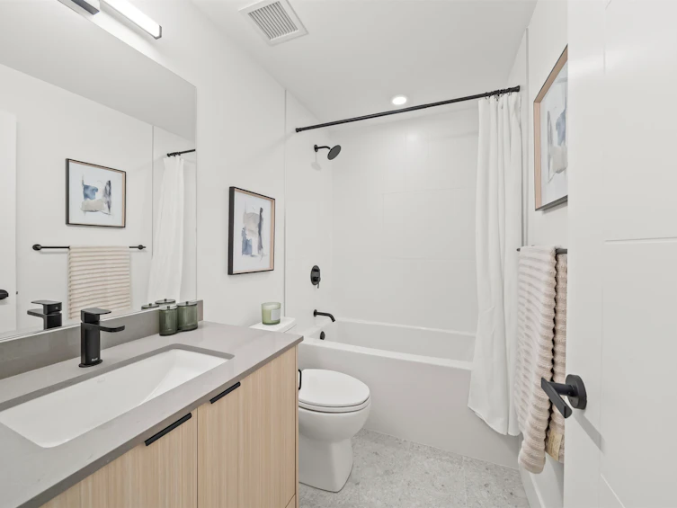 220-13455 94a Avenue, Surrey, BC, V3V 0H3 - 19