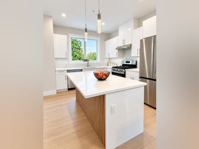 2-6091 Rosewood Place - 4