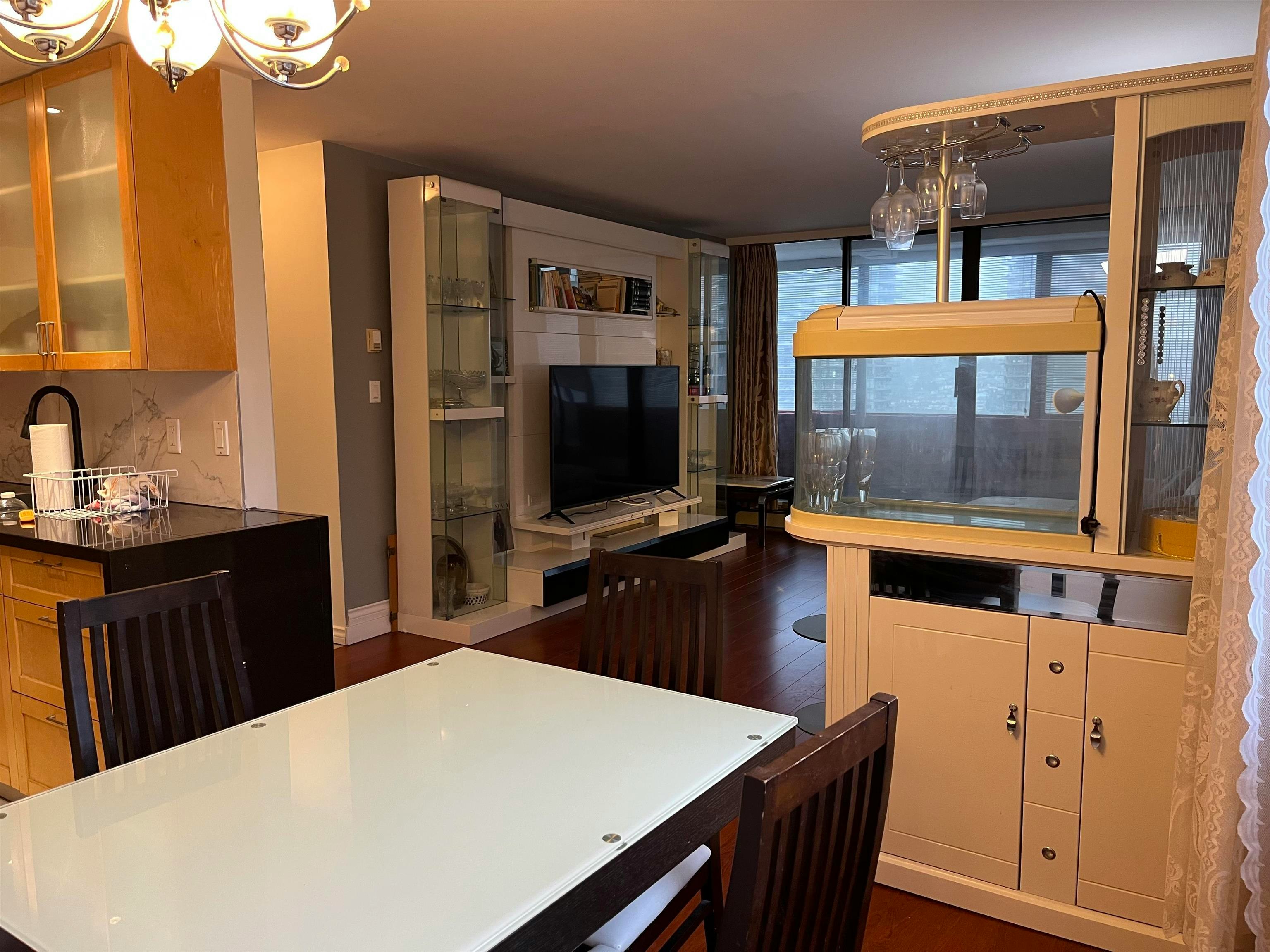 1306-2060 Bellwood Avenue, Burnaby, BC, V5B 4V2 - 2