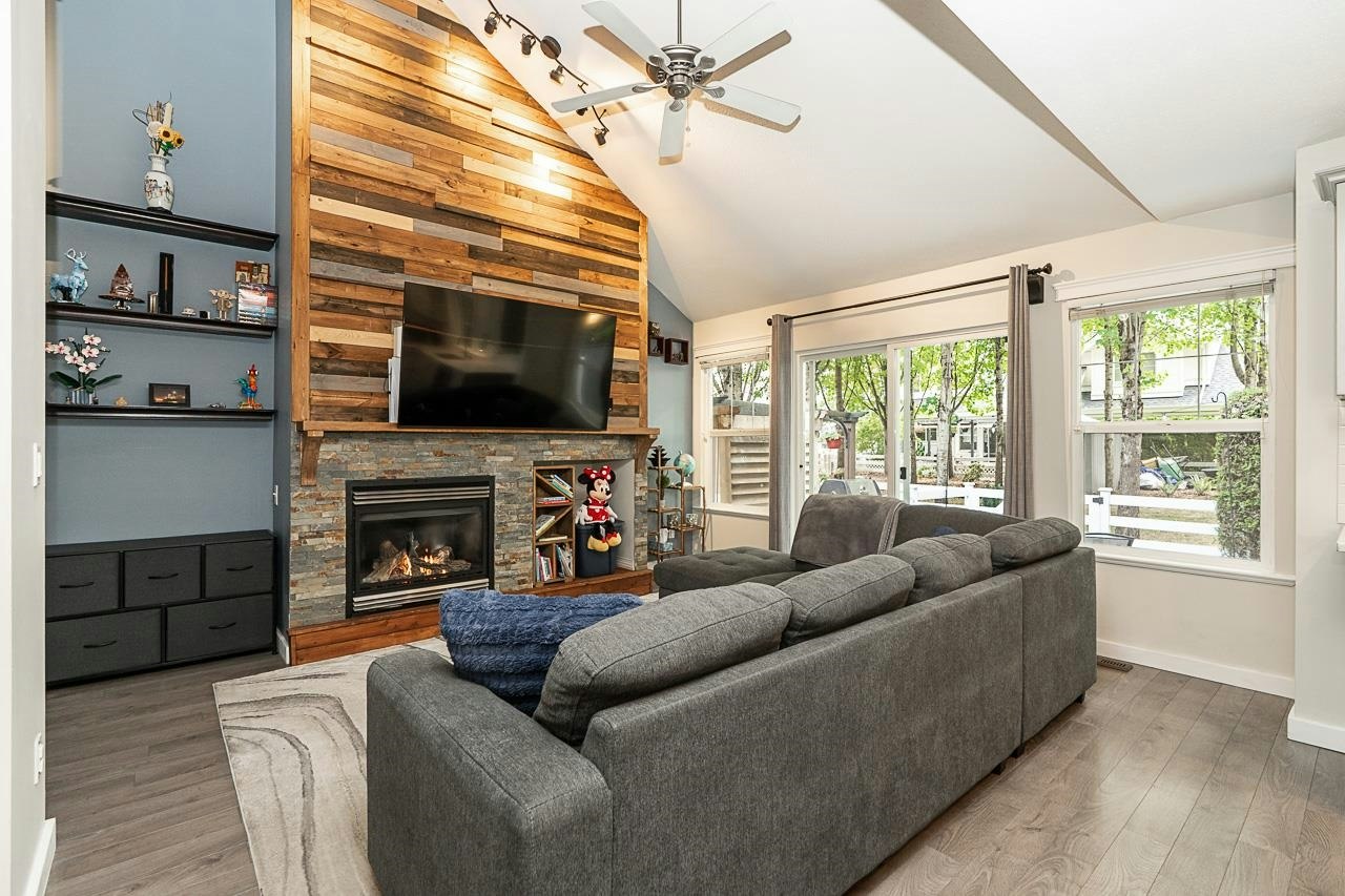 65-17097 64 Avenue, Surrey, BC, V3S 1Y5 - 11