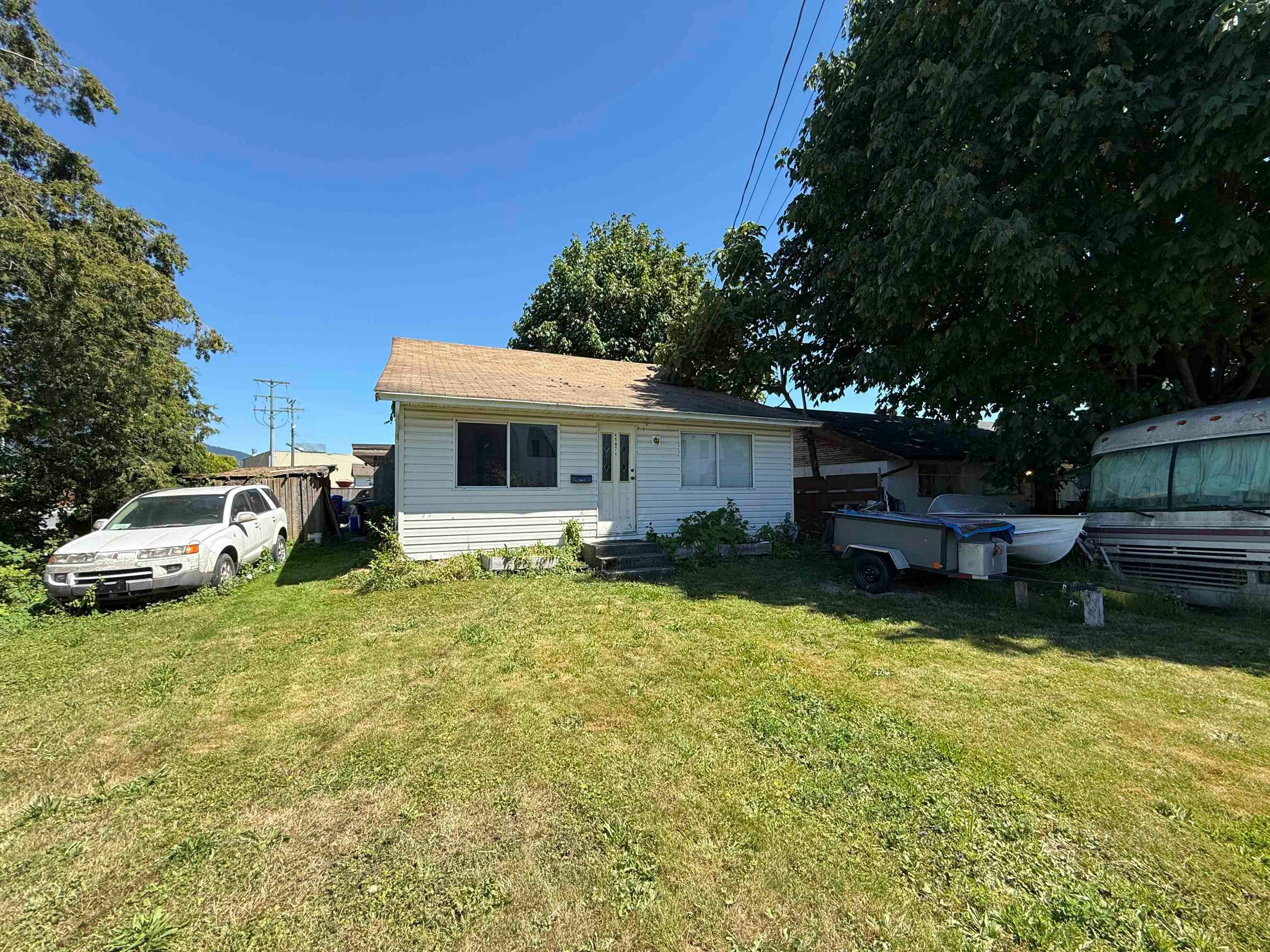 45871 Rowat Avenue, Chilliwack, BC, V2P 1J2