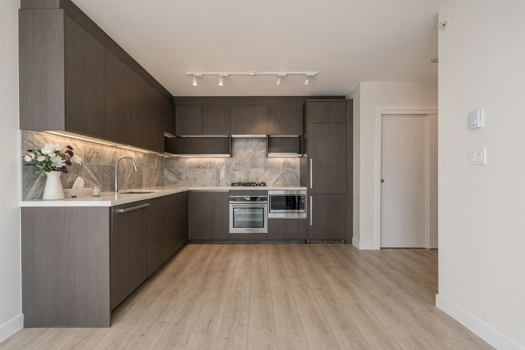 707-13750 100 Avenue, Surrey, BC, V3T 0L3 - 7