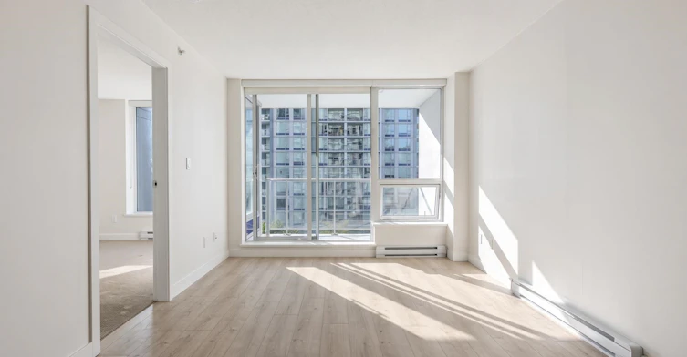 707-13750 100 Avenue, Surrey, BC, V3T 0L3 - 13